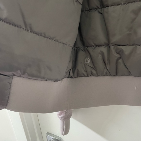 Lululemon reversible bomber jacket in lavender - Picture 8 of 14